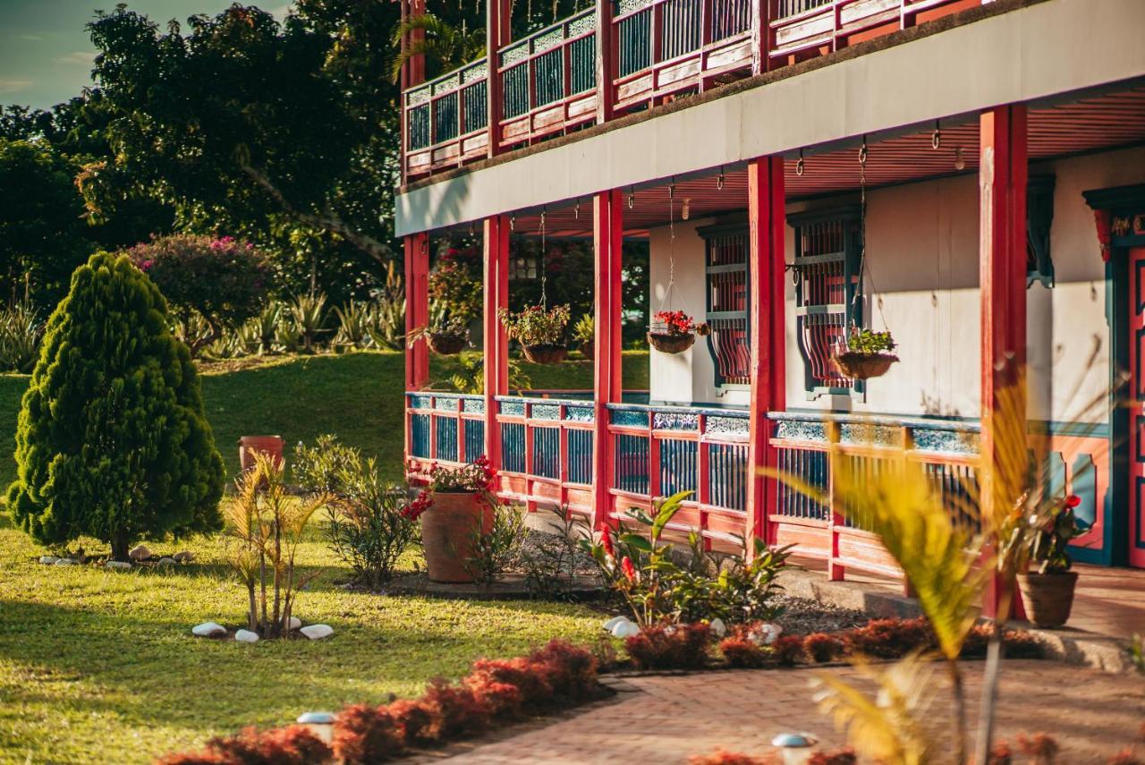 Hotel Arrayanes Del Quindio Montenegro Buitenkant foto