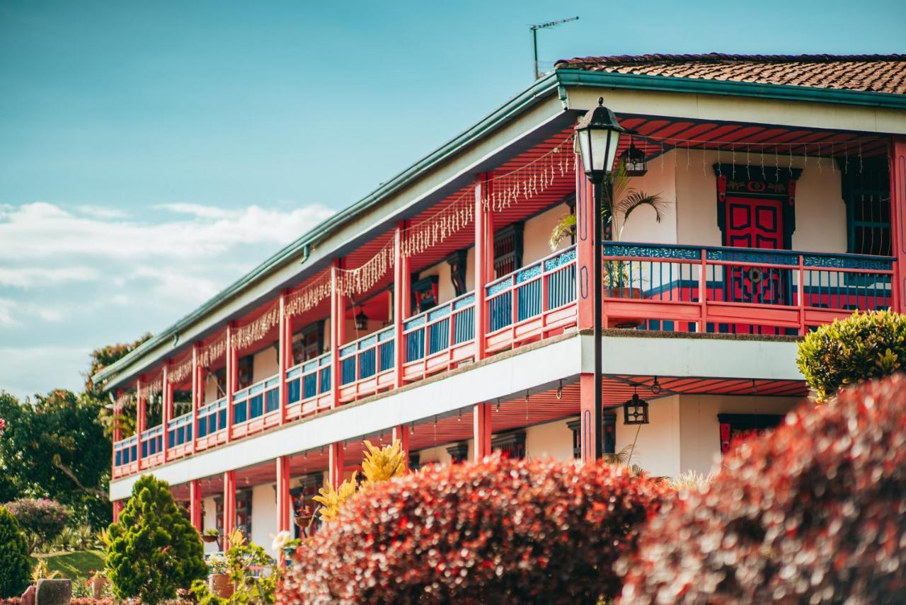Hotel Arrayanes Del Quindio Montenegro Buitenkant foto