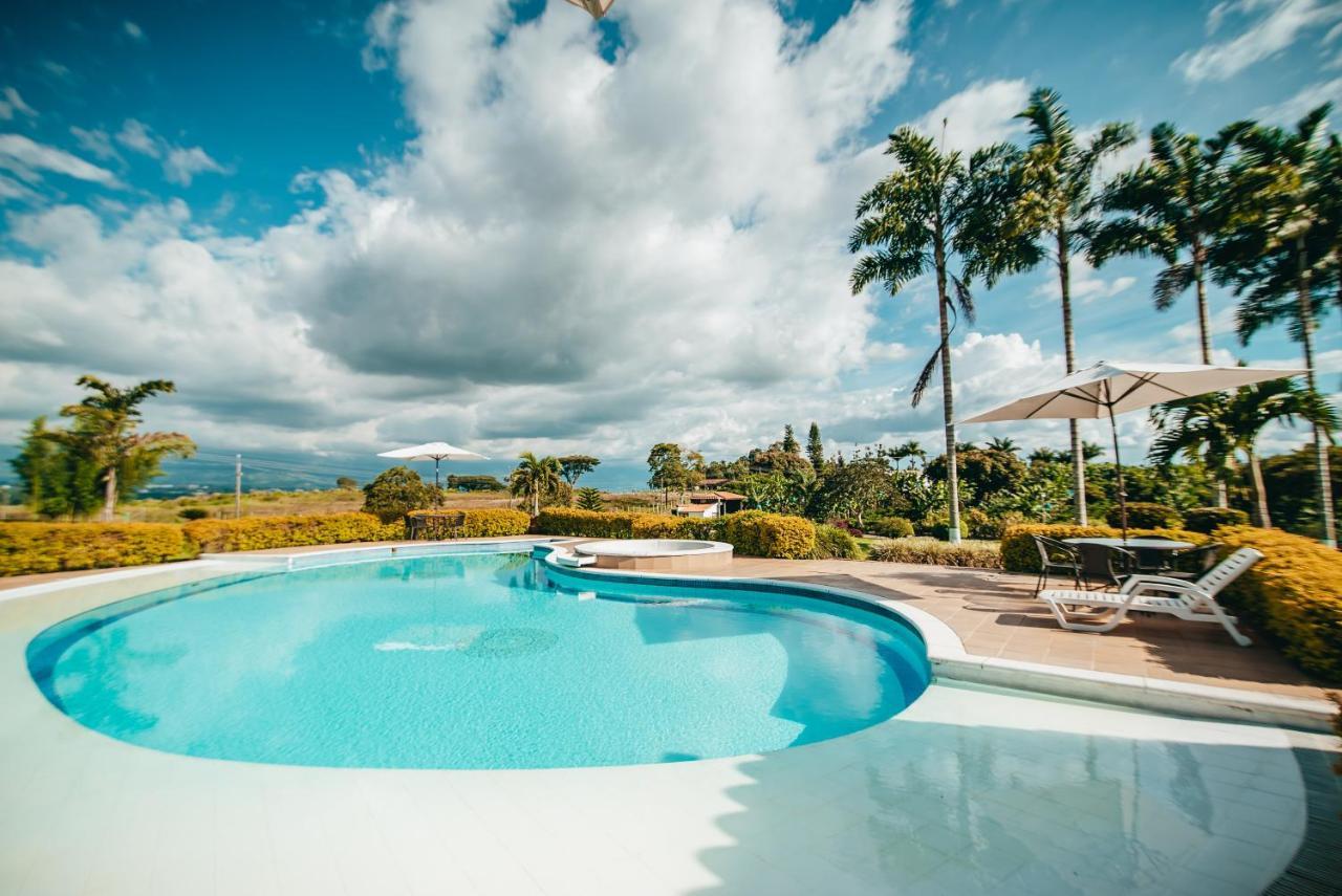 Hotel Arrayanes Del Quindio Montenegro Buitenkant foto