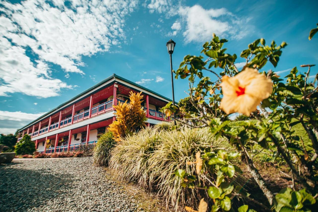 Hotel Arrayanes Del Quindio Montenegro Buitenkant foto