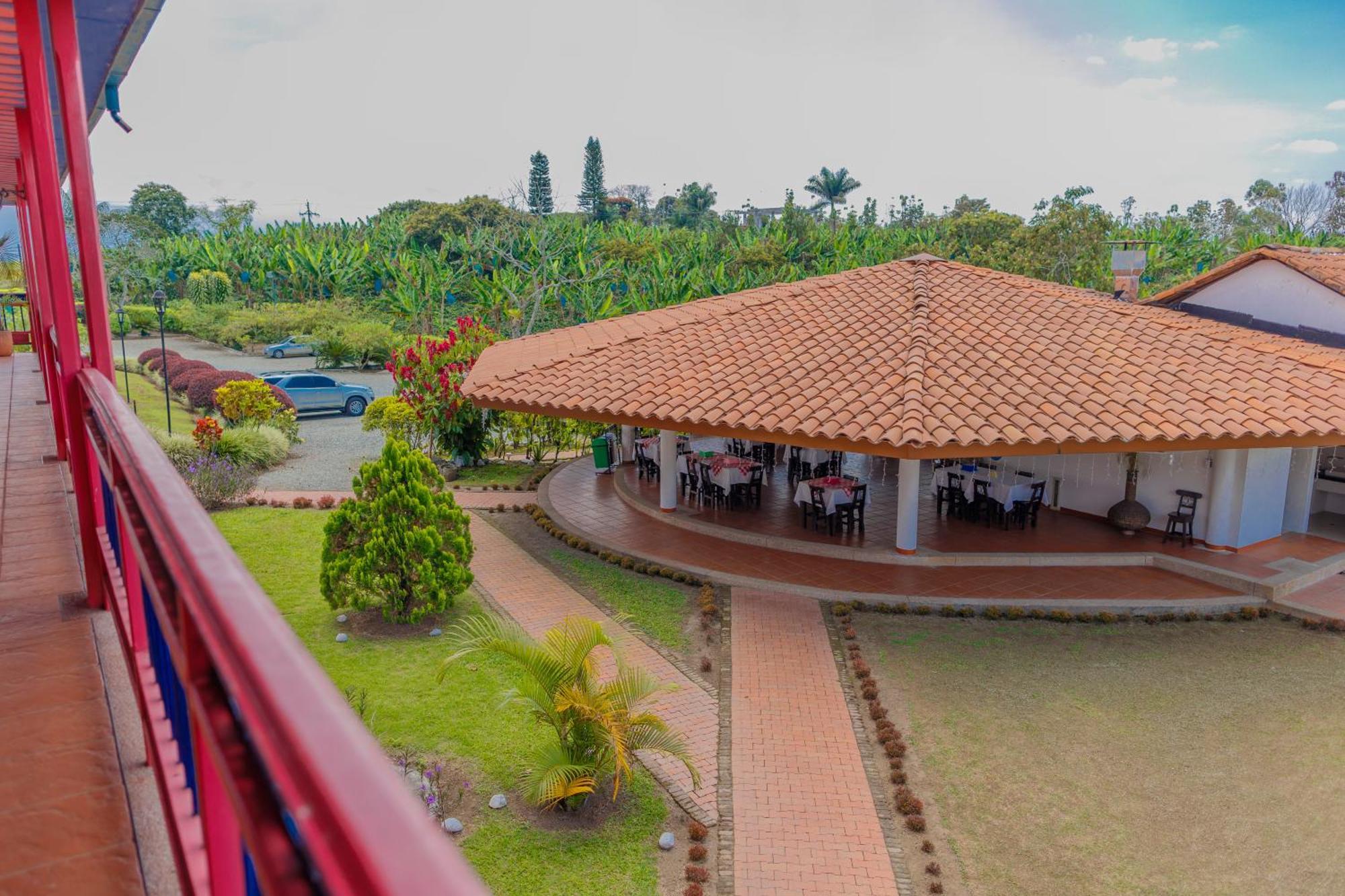 Hotel Arrayanes Del Quindio Montenegro Buitenkant foto