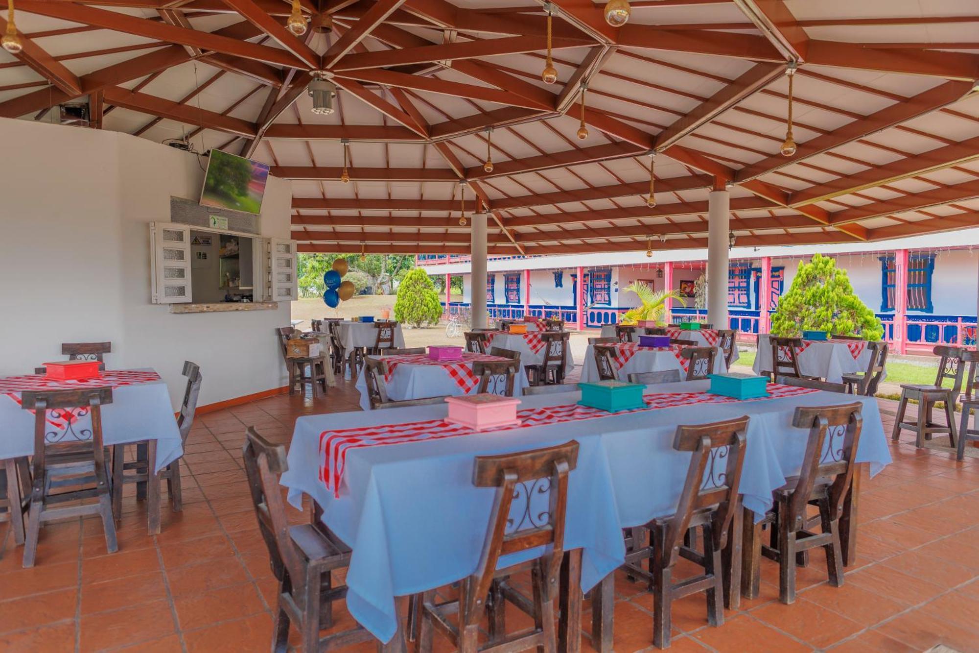 Hotel Arrayanes Del Quindio Montenegro Buitenkant foto